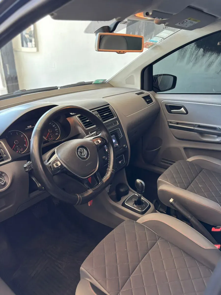 Mira esta publicación de Volkswagen Suran 2016 en Motordil