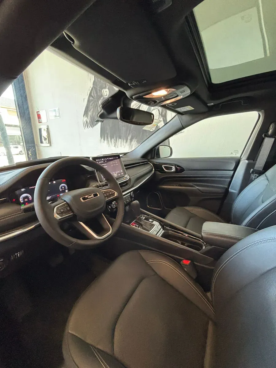 Mira esta publicación de Jeep Compass 2025 en Motordil