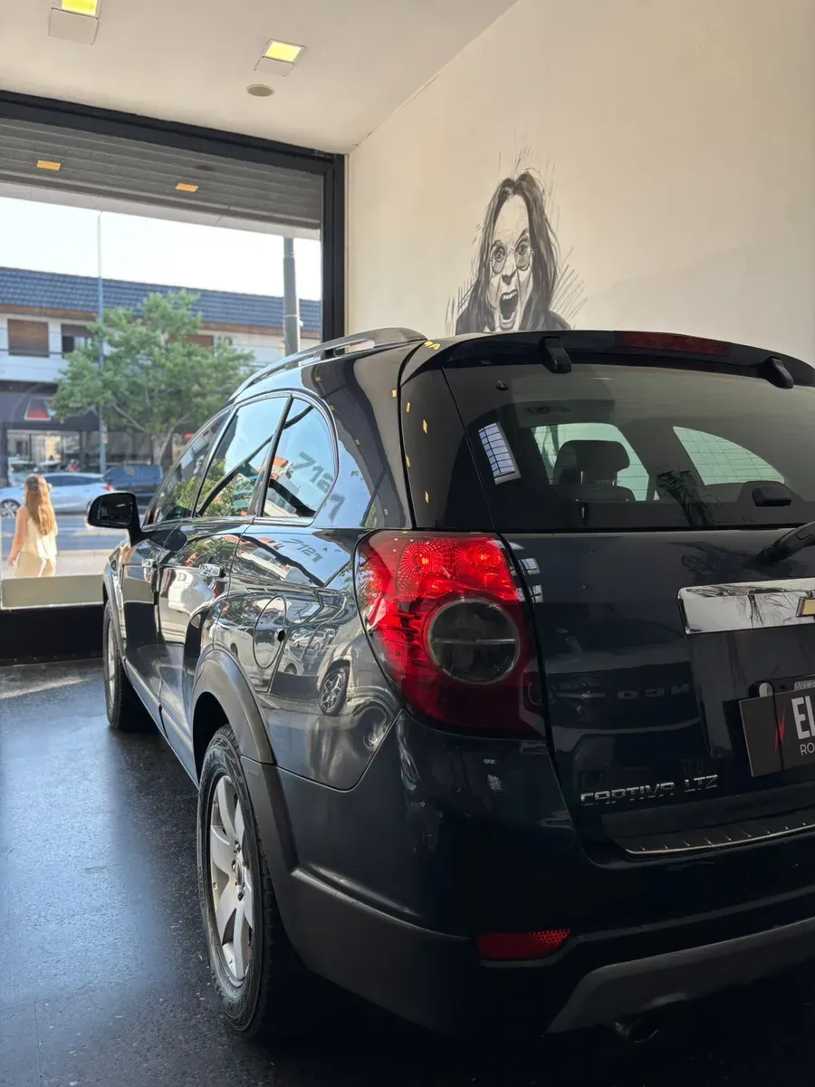 Mira esta publicación de Chevrolet Captiva 2008 en Motordil
