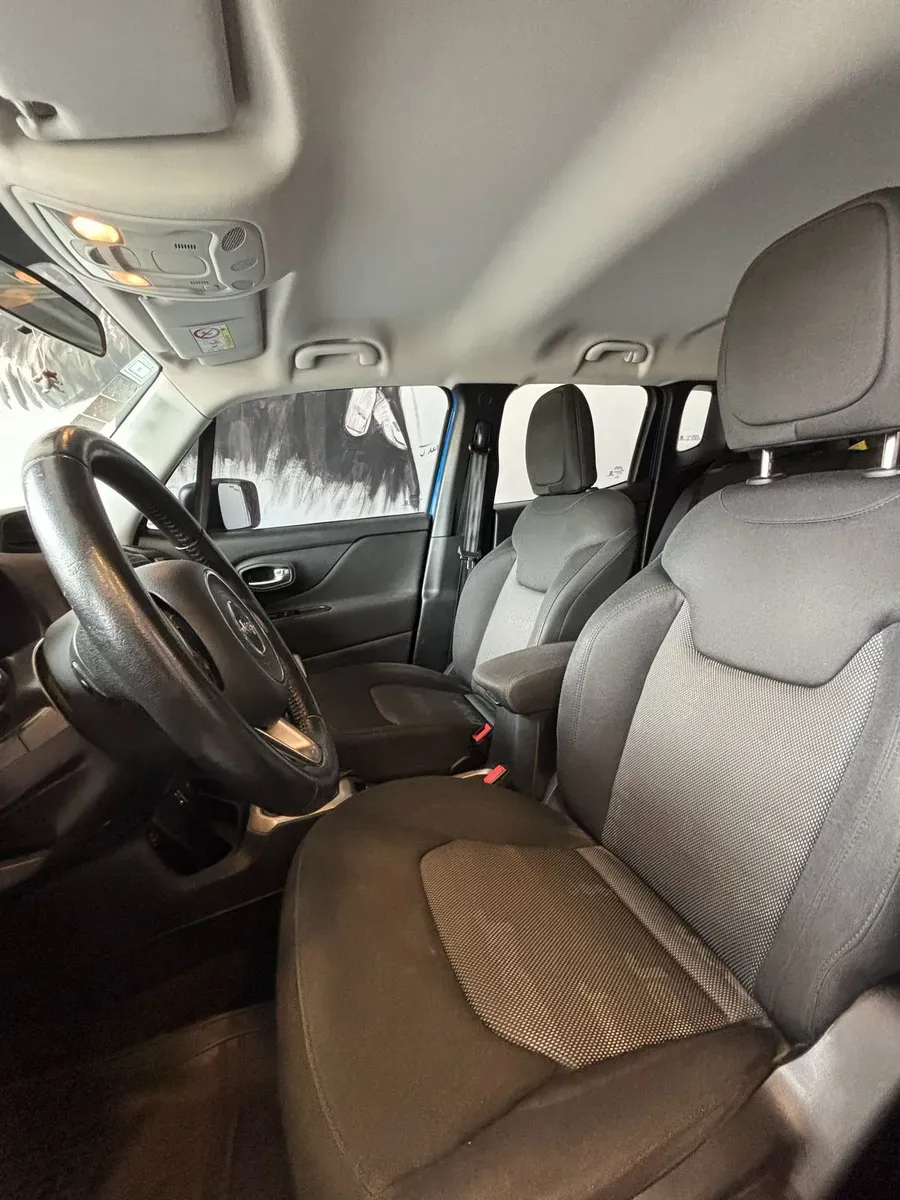 Mira esta publicación de Jeep Renegade 2018 en Motordil