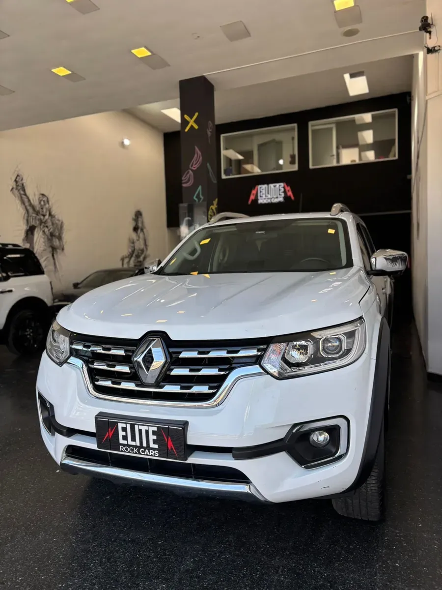 Mira esta publicación de Renault Alaskan 2023 en Motordil