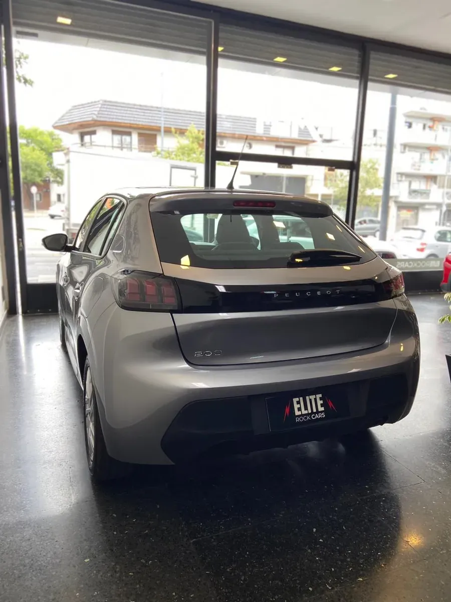 Mira esta publicación de Peugeot 208 2024 en Motordil