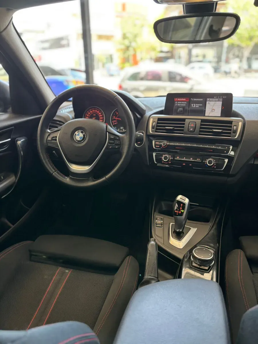 Mira esta publicación de BMW Serie 1 2020 en Motordil