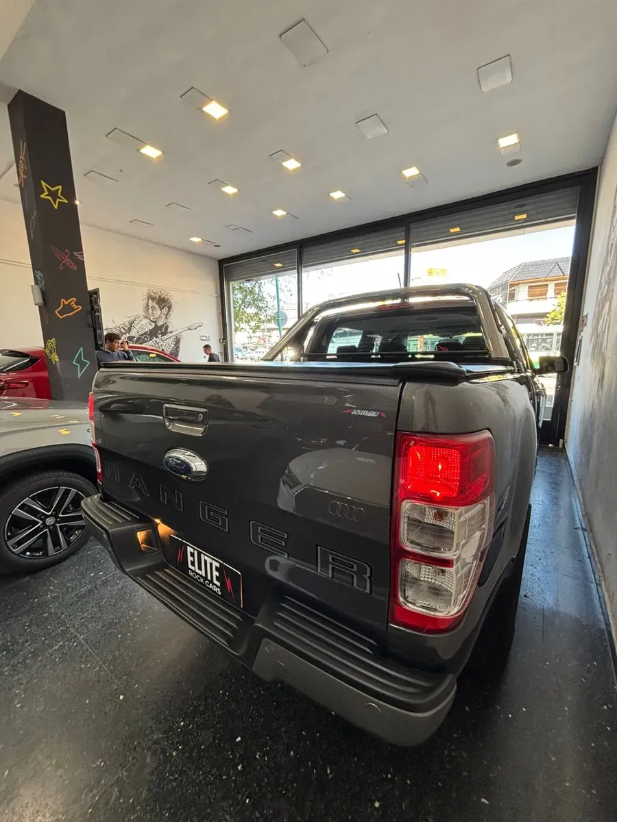 Mira esta publicación de Ford Ranger 2021 en Motordil