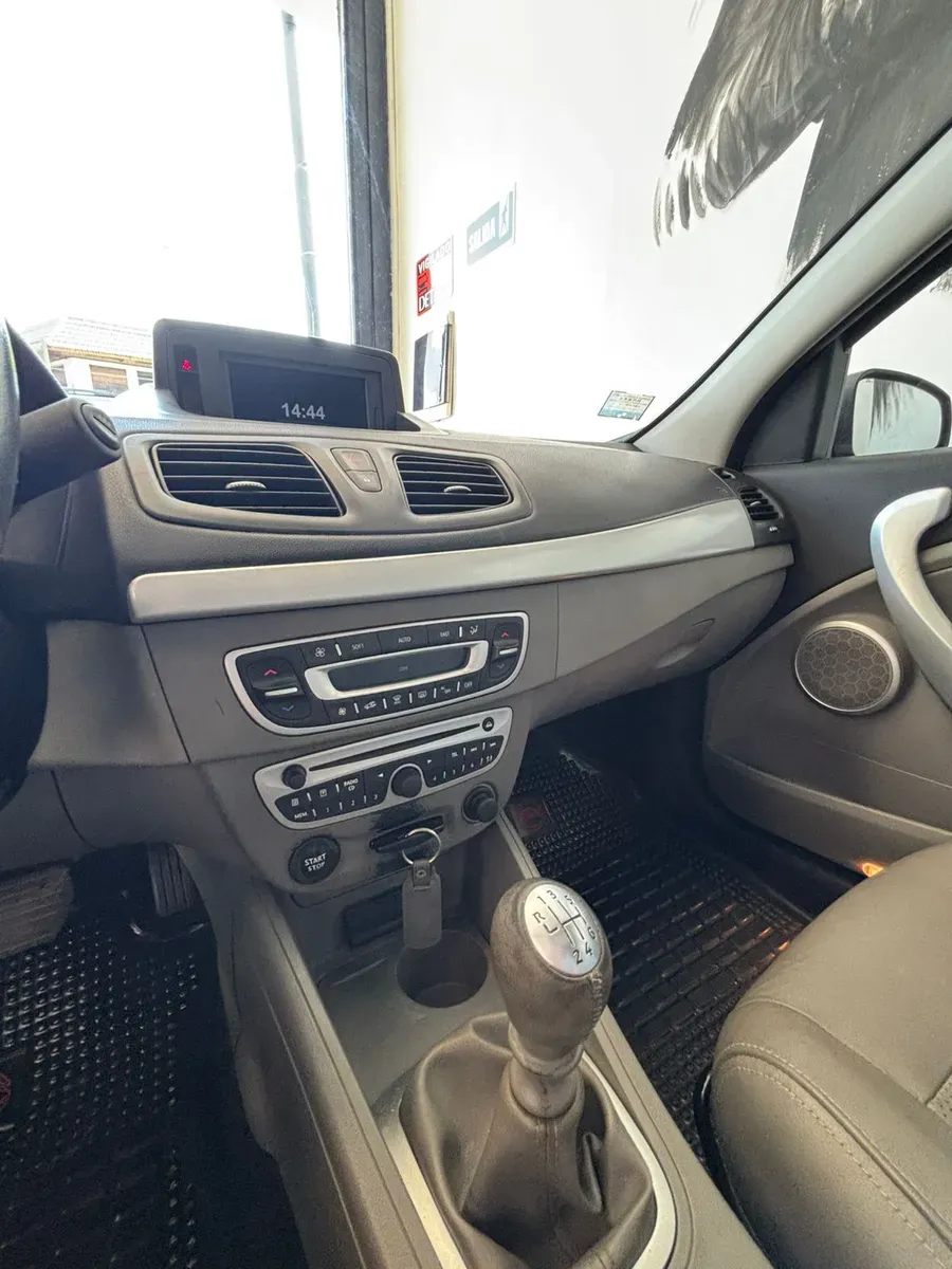 Mira esta publicación de Renault Fluence 2012 en Motordil