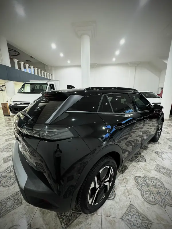 Mira esta publicación de Peugeot 2008 2025 en Motordil