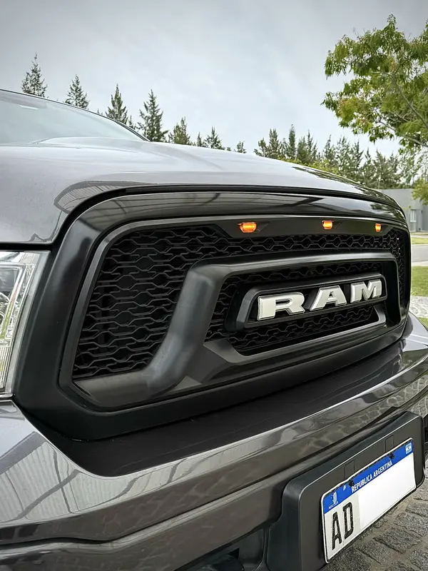 Mira esta publicación de RAM 1500 2019 en Motordil