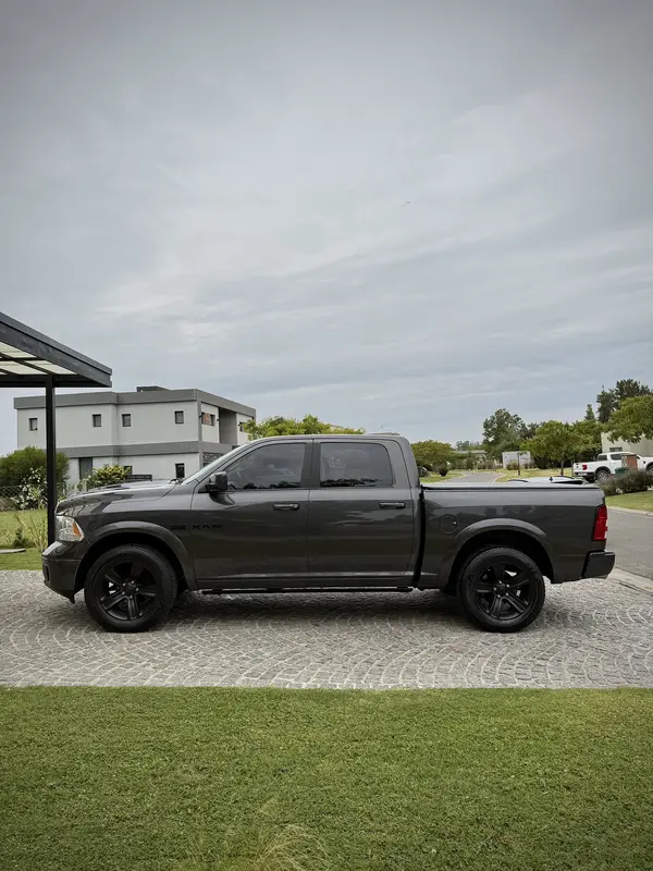 Mira esta publicación de RAM 1500 2019 en Motordil