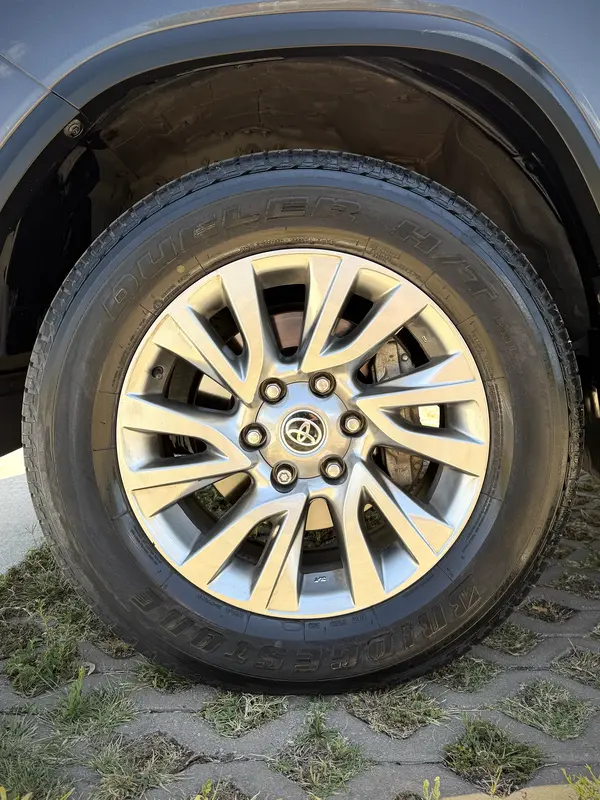 Mira esta publicación de Toyota SW4 2023 en Motordil