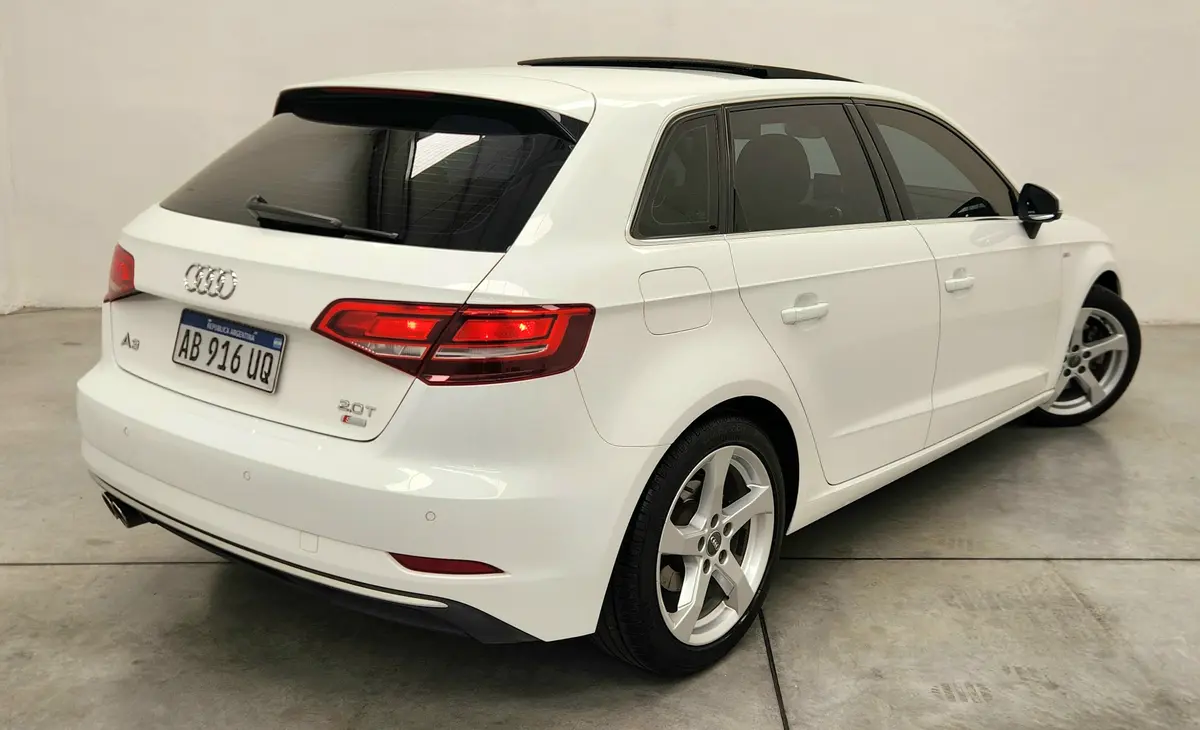 Mira esta publicación de Audi A3 Sportback 2017 en Motordil