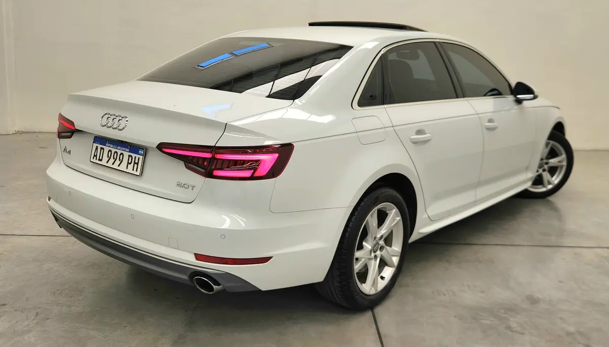 Mira esta publicación de Audi A4 2019 en Motordil