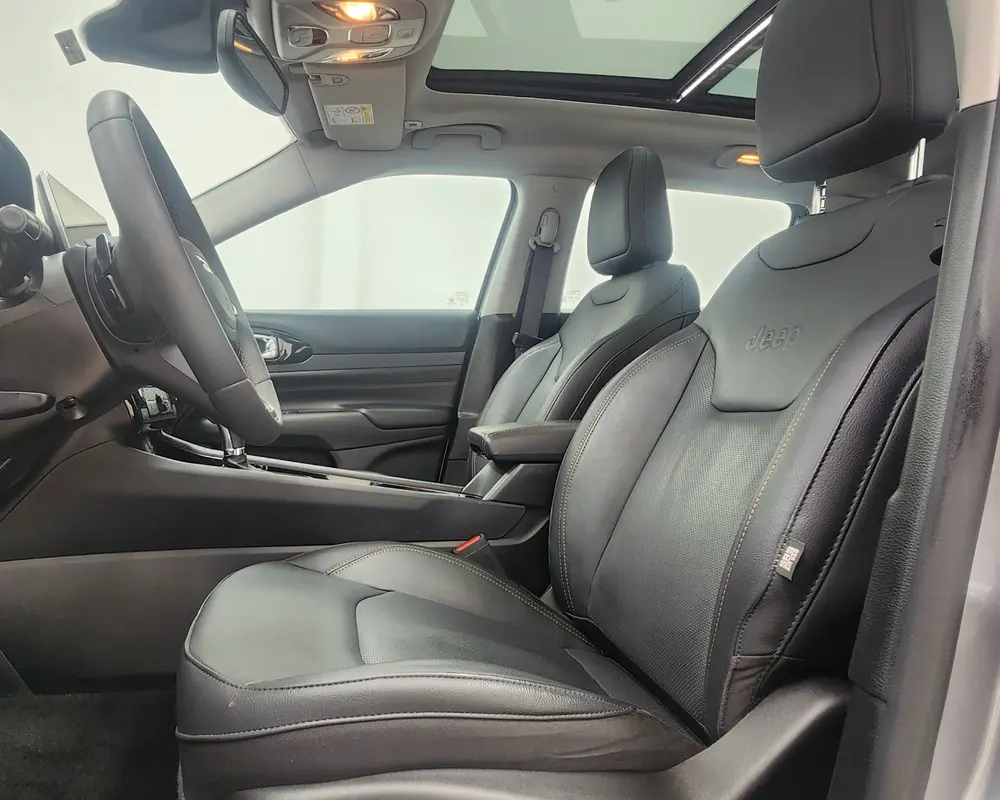 Mira esta publicación de Jeep Compass 2023 en Motordil