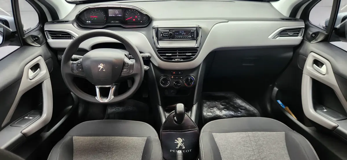 Mira esta publicación de Peugeot 208 2018 en Motordil