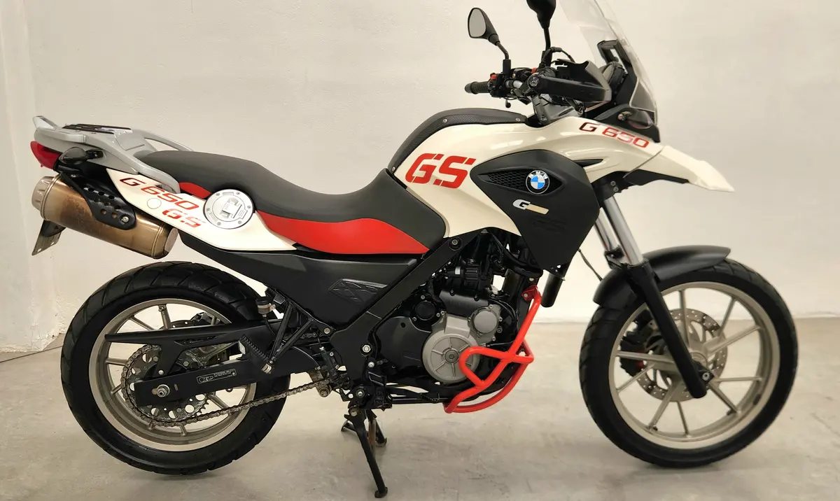 Mira esta publicación de BMW F 650 GS 10 2012 en Motordil