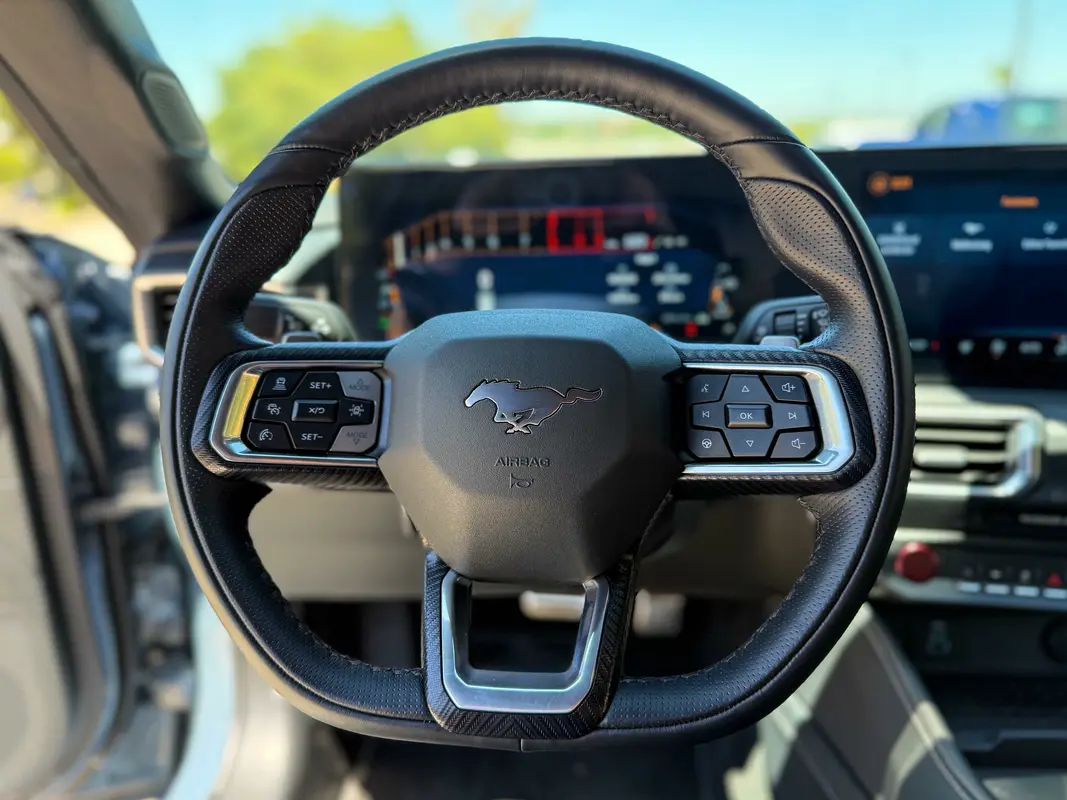 Mira esta publicación de Ford Mustang 2025 en Motordil