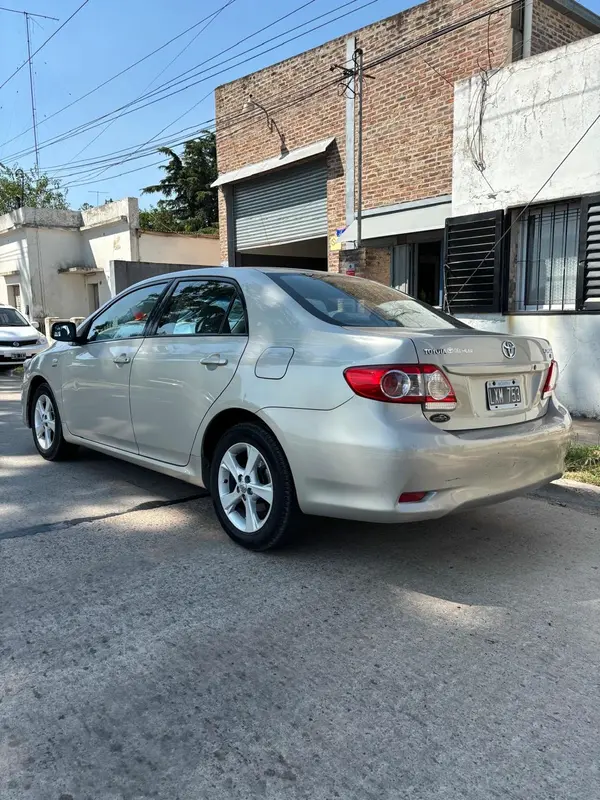 Mira esta publicación de Toyota Corolla 2012 en Motordil