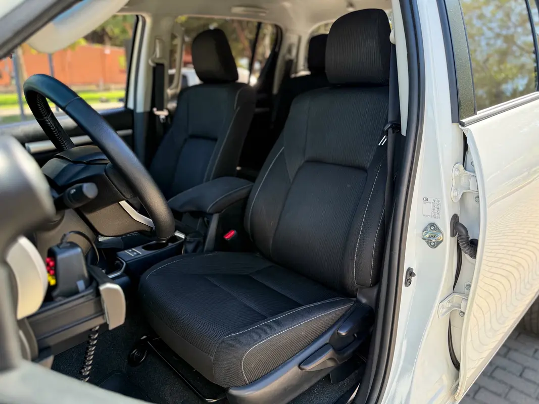 Mira esta publicación de Toyota Hilux 2025 en Motordil