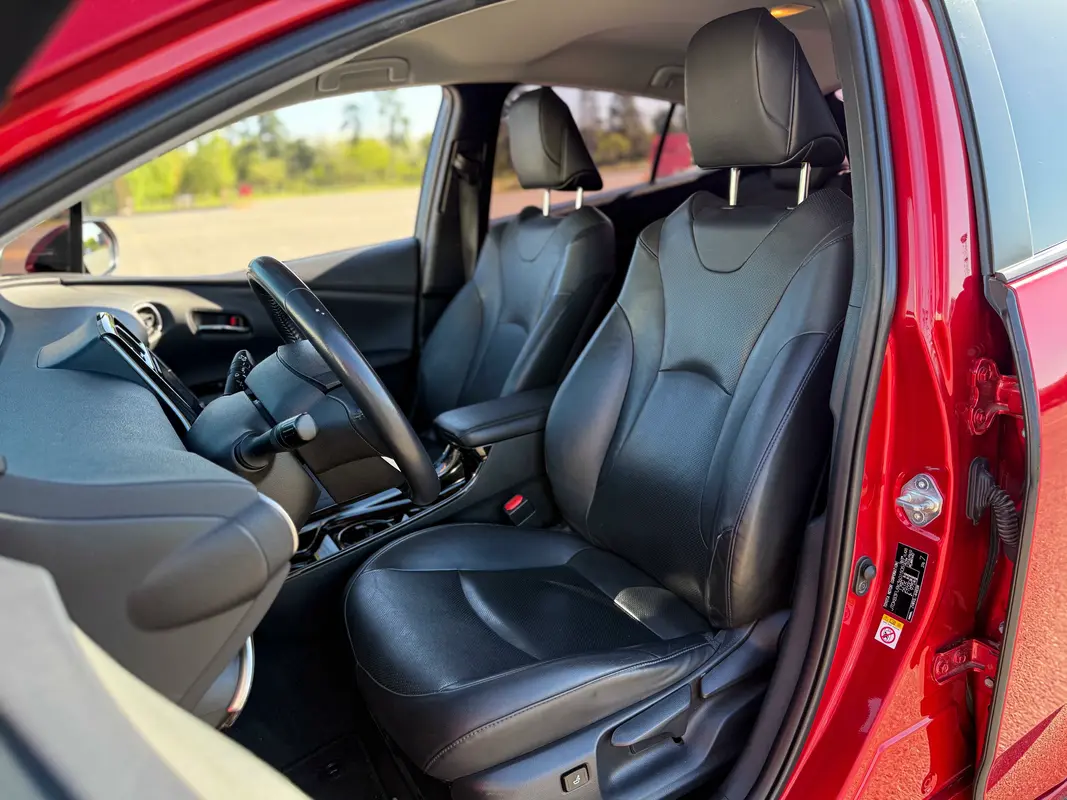 Mira esta publicación de Toyota Prius 2019 en Motordil