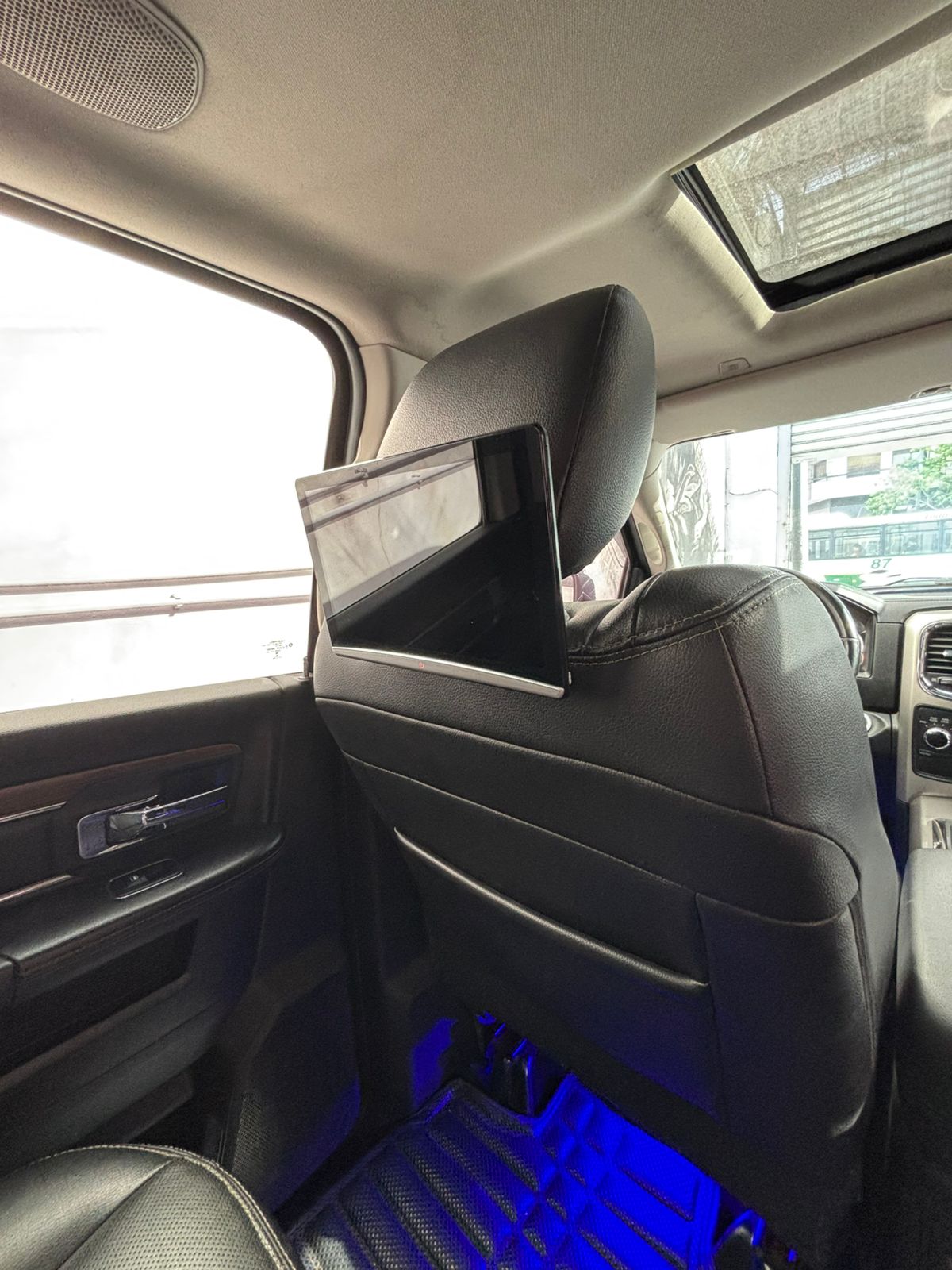 Mira esta publicación de RAM 1500 2018 en Motordil