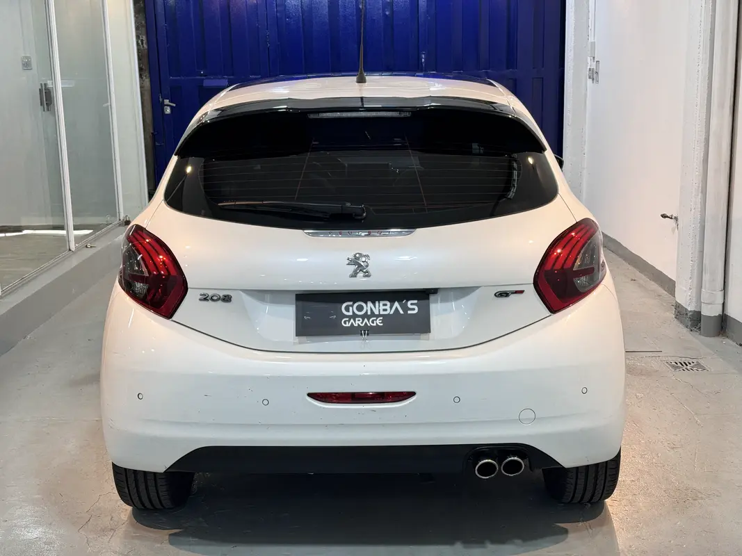 Mira esta publicación de Peugeot 208 2017 en Motordil