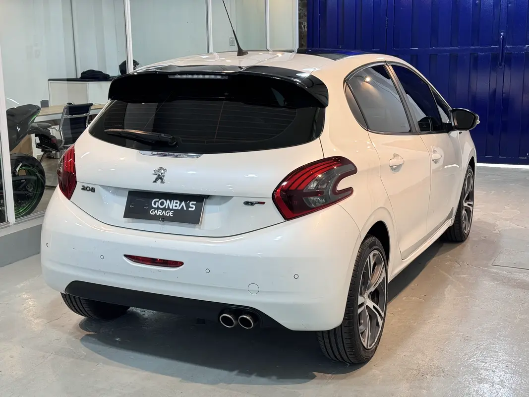 Mira esta publicación de Peugeot 208 2017 en Motordil