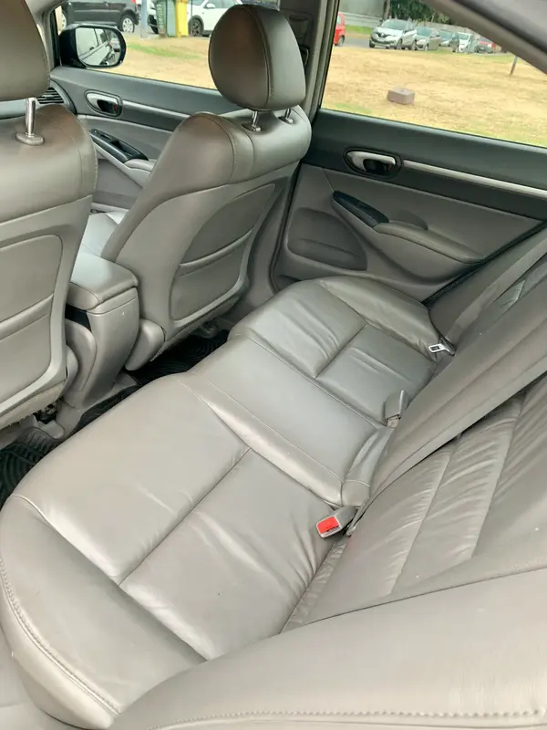 Mira esta publicación de Honda Civic 2011 en Motordil