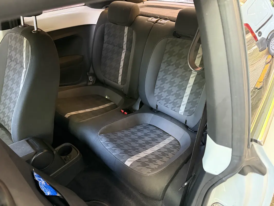 Mira esta publicación de Volkswagen The Beetle 2017 en Motordil