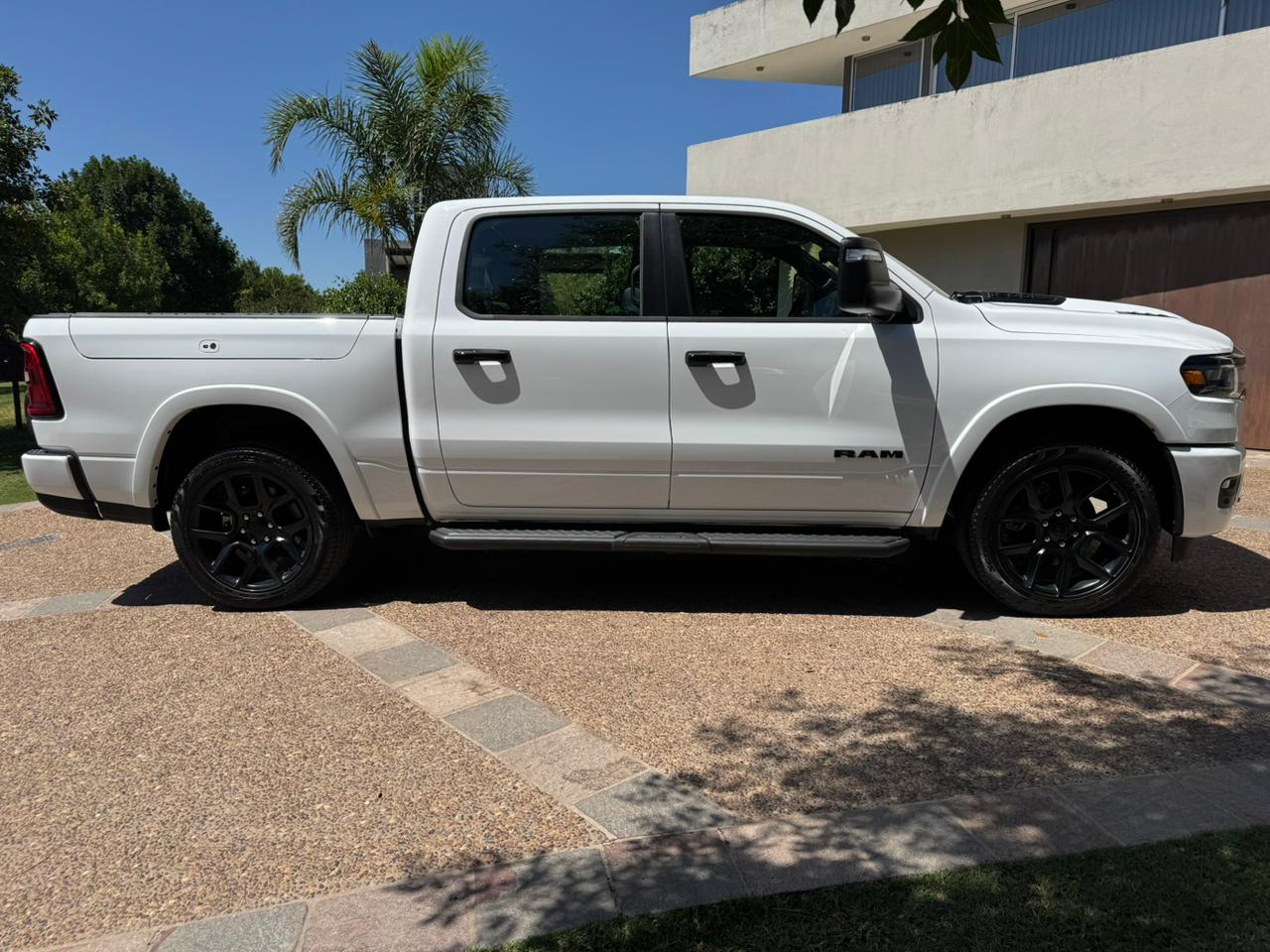 Mira esta publicación de RAM 1500 2025 en Motordil