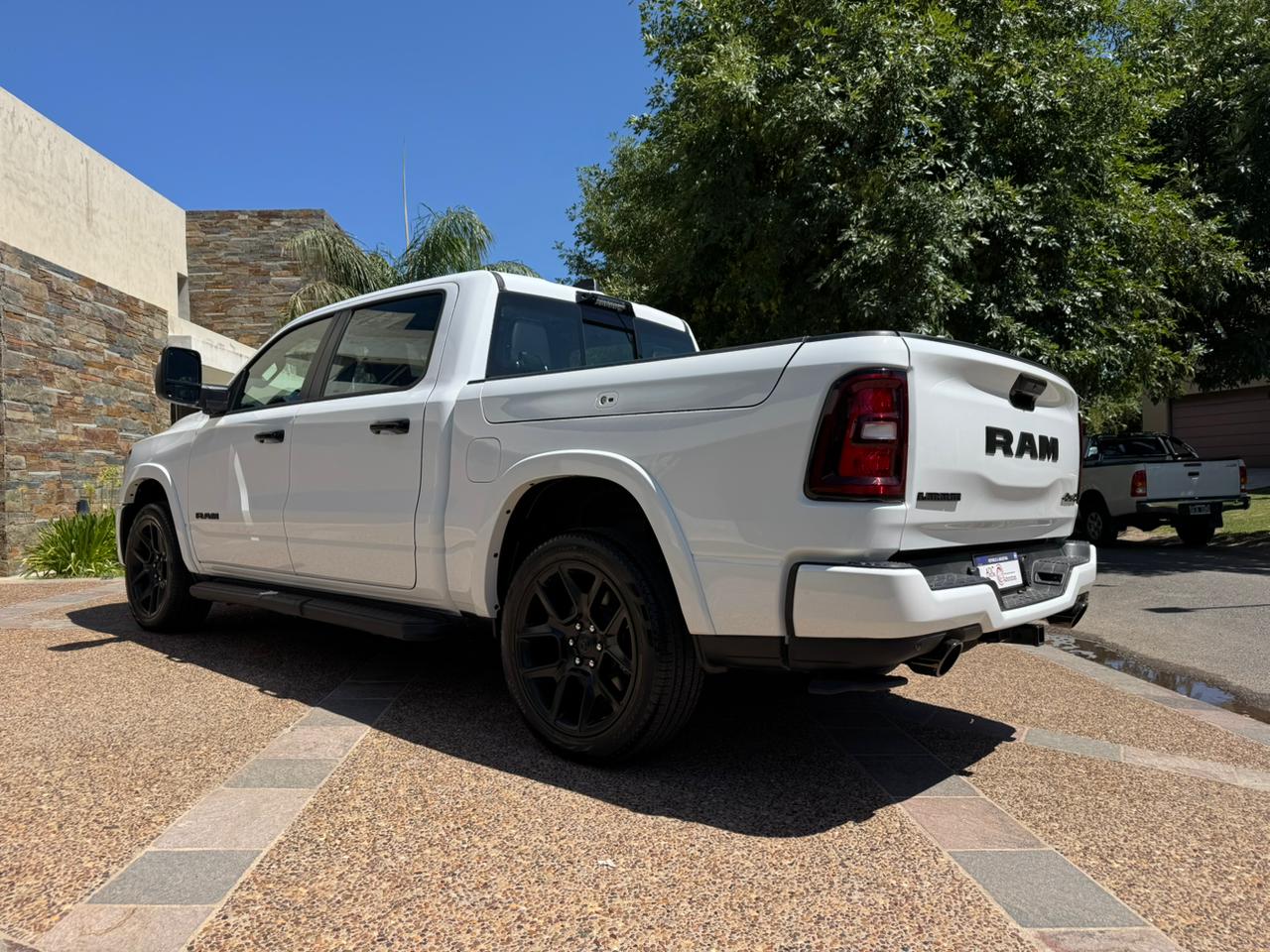 Mira esta publicación de RAM 1500 2025 en Motordil