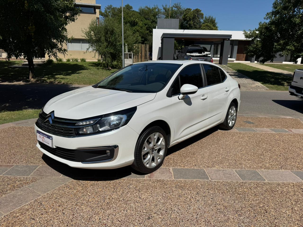 Mira esta publicación de Citroen C 4 Lounge 2022 en Motordil