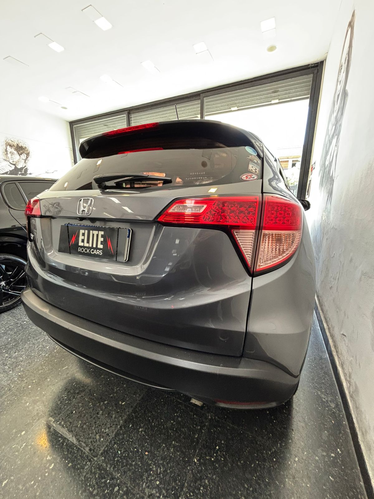 Mira esta publicación de Honda HRV 2017 en Motordil