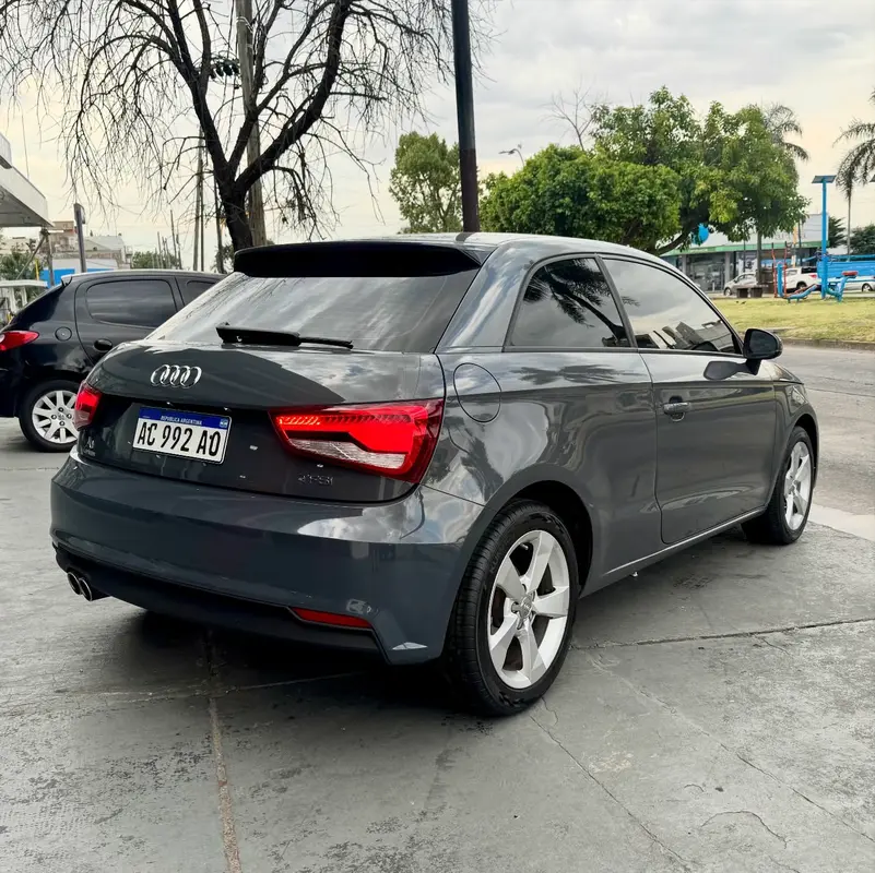 Mira esta publicación de Audi A1 2018 en Motordil