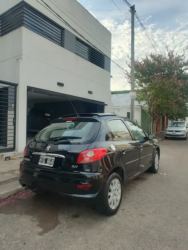 Mira esta publicación de Peugeot 207 Compact 2009 en Motordil