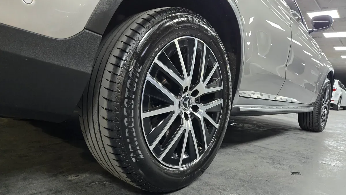 Mira esta publicación de Mercedes Benz GLC 2020 en Motordil