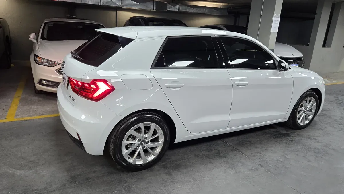 Mira esta publicación de Audi A1 2020 en Motordil