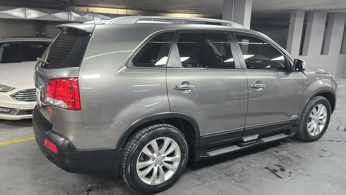 Mira esta publicación de KIA Sorento 2011 en Motordil