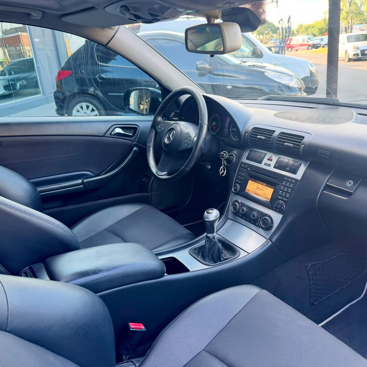 Mira esta publicación de Mercedes Benz CLC 2009 en Motordil