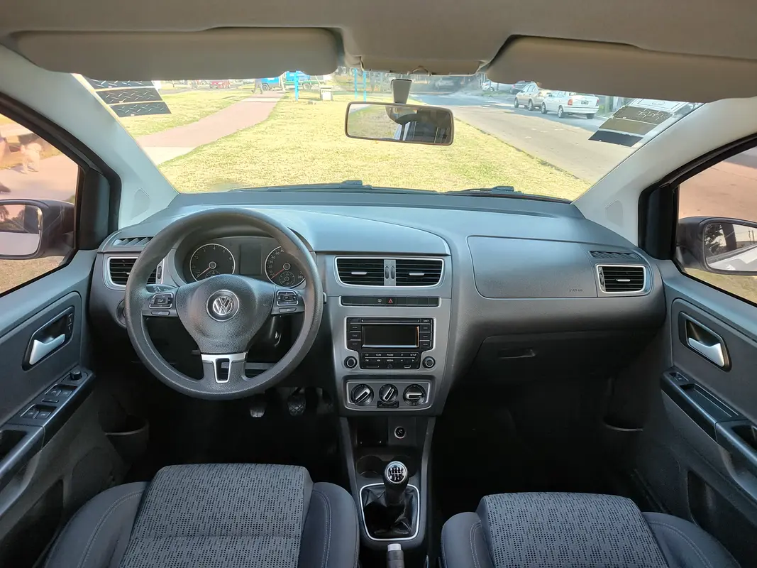 Mira esta publicación de Volkswagen Suran 2014 en Motordil