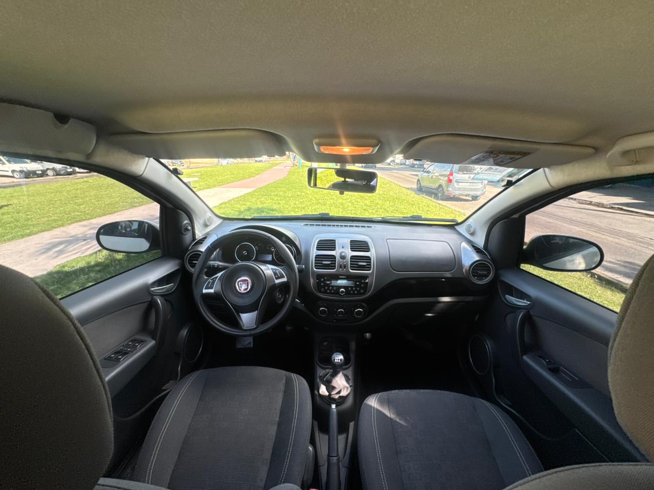 Mira esta publicación de Fiat Palio 2017 en Motordil