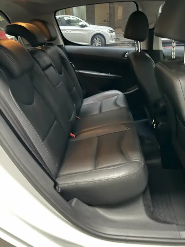 Mira esta publicación de Peugeot 308 2013 en Motordil