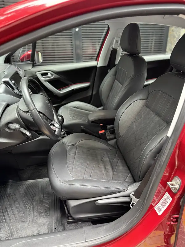 Mirá esta publicación de Peugeot 208