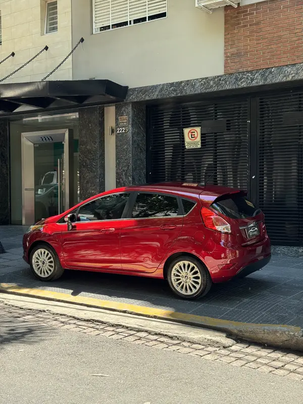 Mira esta publicación de Ford Fiesta 2017 en Motordil