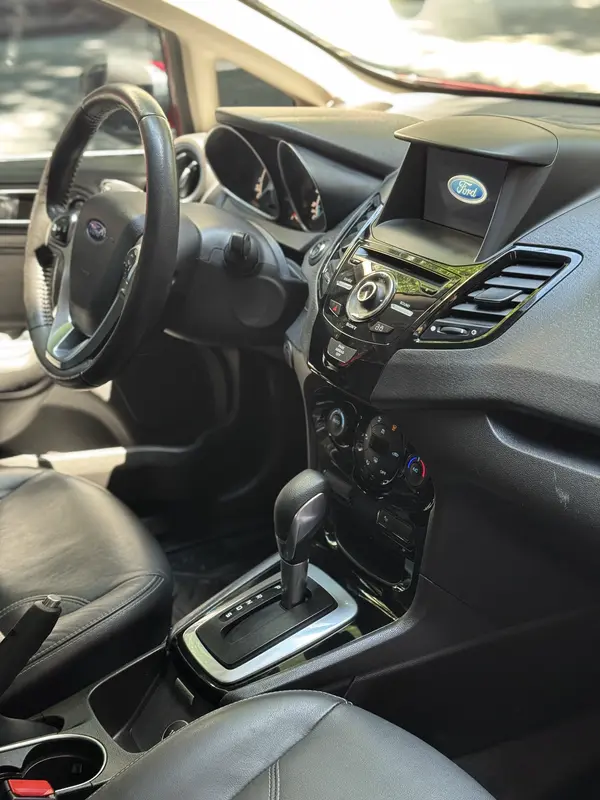 Mira esta publicación de Ford Fiesta 2017 en Motordil