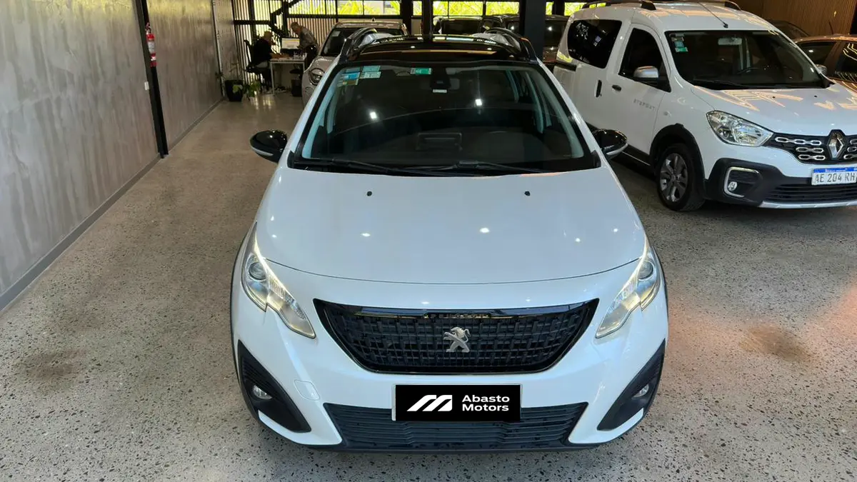 Mira esta publicación de Peugeot 2008 2019 en Motordil