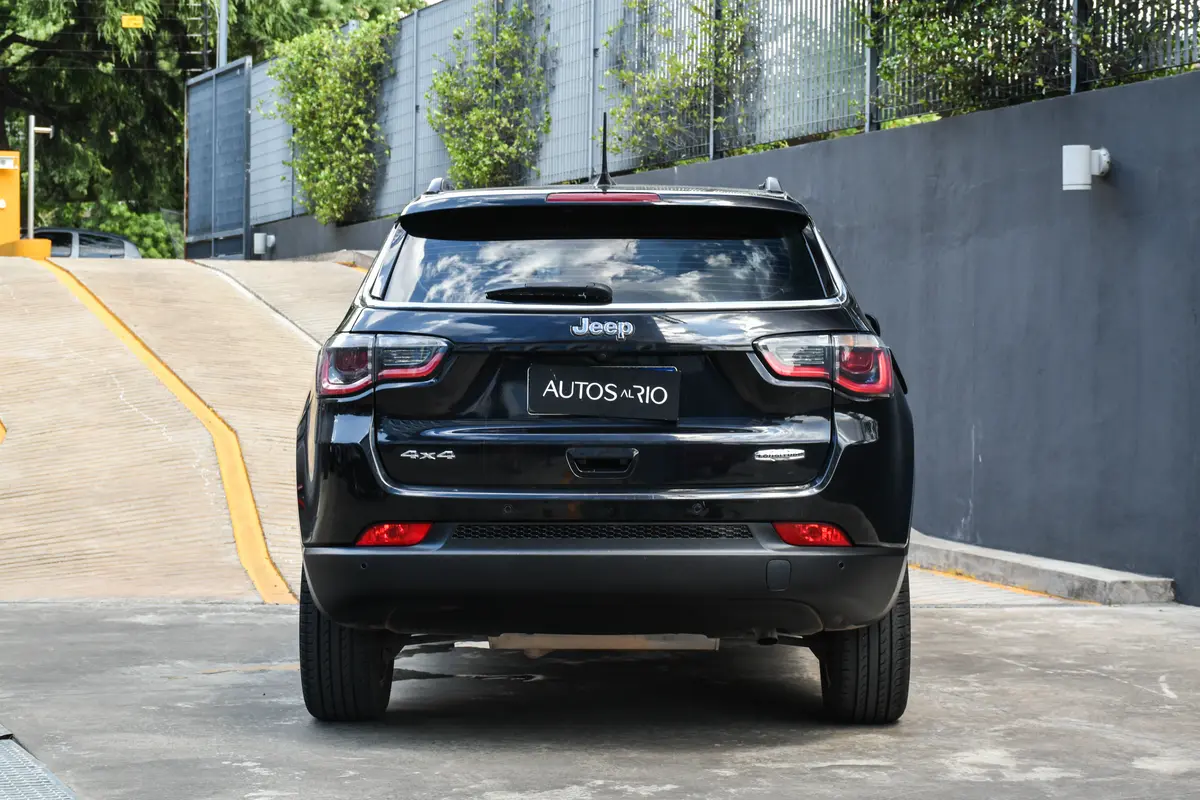 Mira esta publicación de Jeep Compass 2018 en Motordil