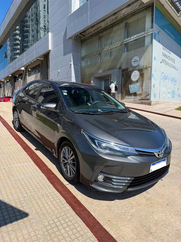Mira esta publicación de Toyota Corolla 2017 en Motordil