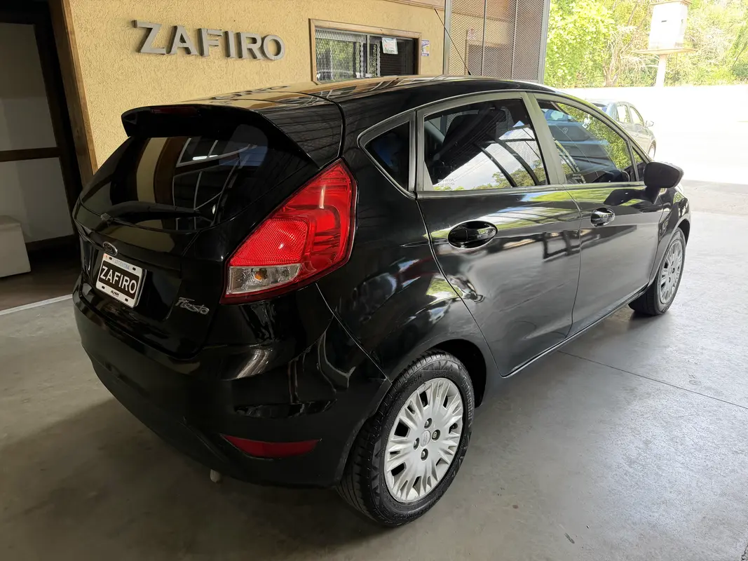 Mira esta publicación de Ford Fiesta 2014 en Motordil