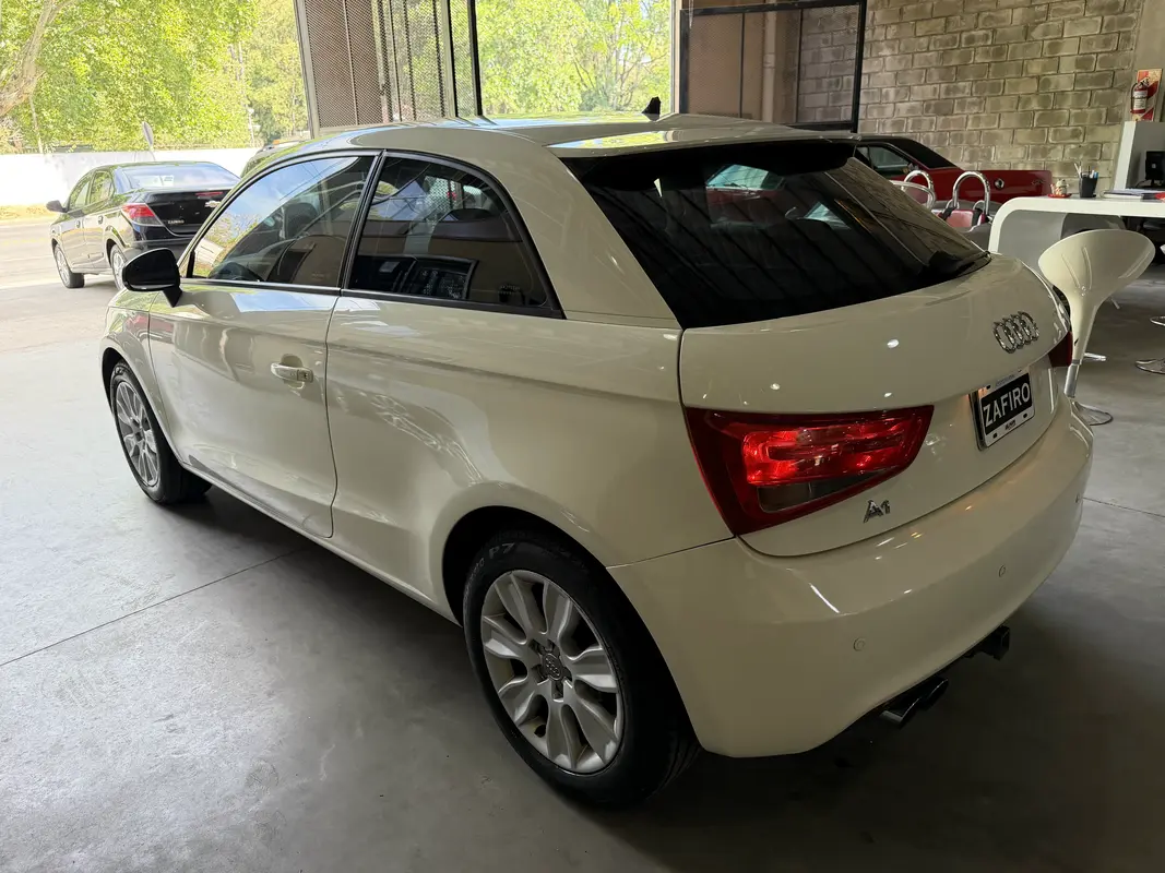 Mira esta publicación de Audi A1 2011 en Motordil