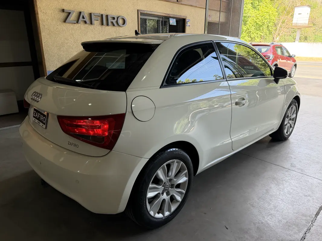 Mira esta publicación de Audi A1 2011 en Motordil