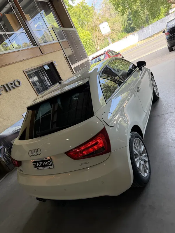 Mira esta publicación de Audi A1 2011 en Motordil